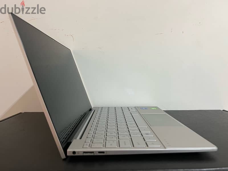 HP ENVY 13 2022 (Barely Used) 0