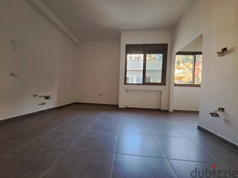 Luxurious Apartment with open view l 280m +75m Garden l 6