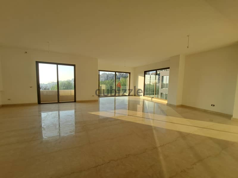 Luxurious Apartment with open view l 280m +75m Garden l 7