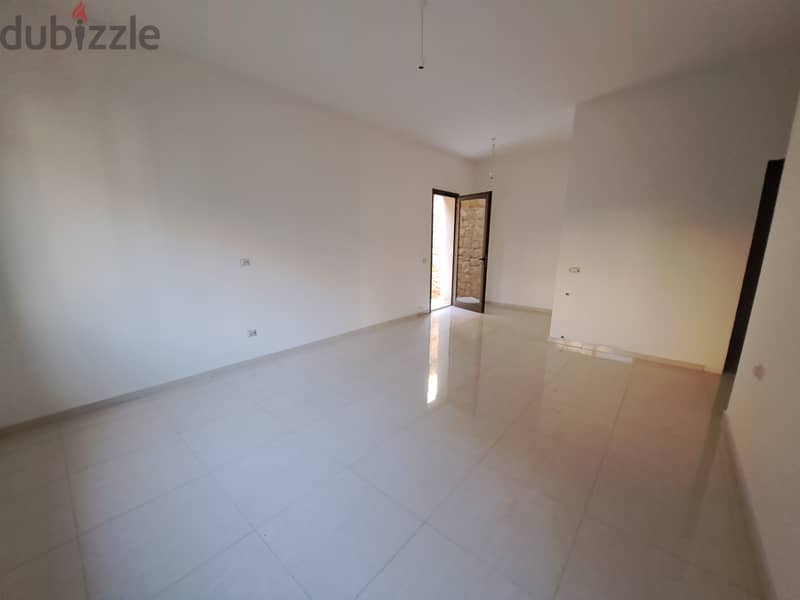 Luxurious Apartment with open view l 280m +75m Garden l 8