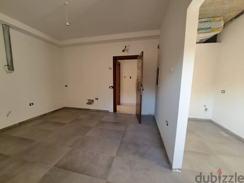 Apartment for sale with open view and Garden 8