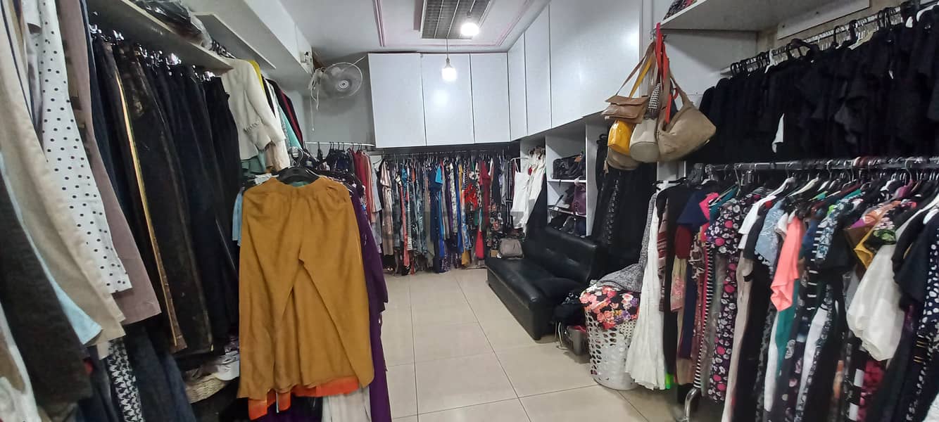 Cosy Shop in commercial center in Zalka for sale 1