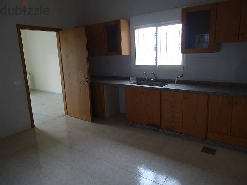 Apartment for rent in Baabdat شقة للايجار في بعبدات 2