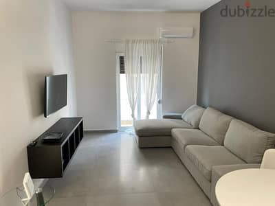 Prime Location Apartment in Piraeus, Athens, Greece