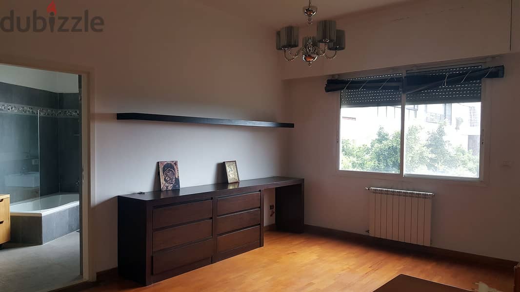 L03755-450 sqm Apartment For Rent in the Heart of Mar Takla 5