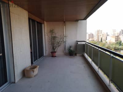 A 255 m2 apartment for sale in Zalka - شقة للبيع في الزلقا