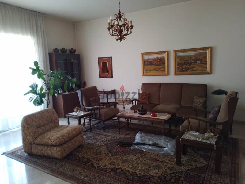 A 255 m2 apartment for sale in Zalka - شقة للبيع في الزلقا 1