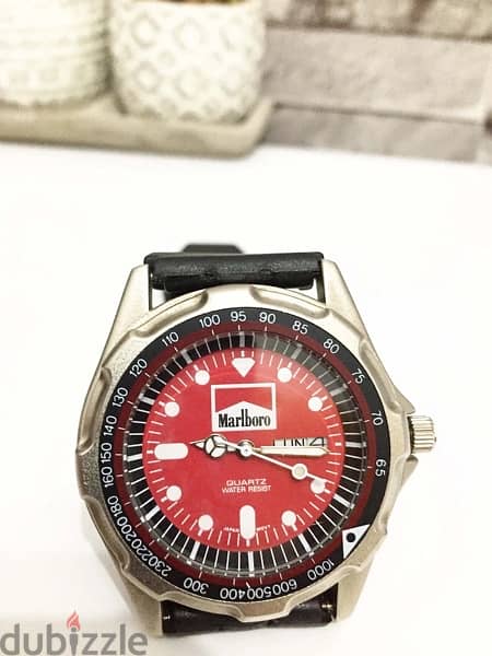 vintage Marlboro wrist watch/ Great vintage 1980’s condition/ 6