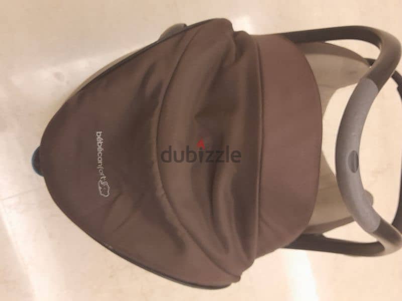 car seat bebe comfort 1 month to 2 year  (2 pcs) in a good condition 1