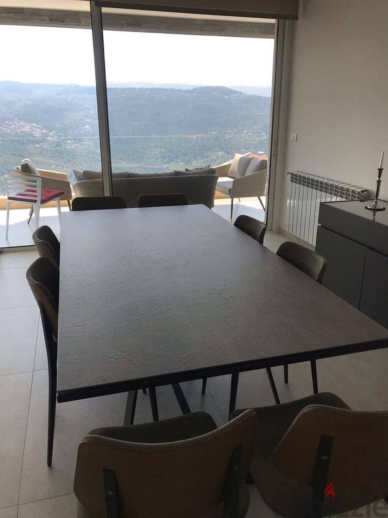 A 220 m² fully furnished New apartment for sale in Broumana!! 4