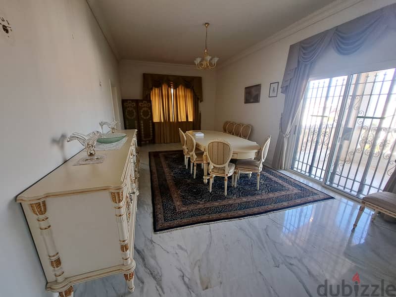 Amazing Villa with pool for sale in Ain Aar!فيلا رائعة مع مسبح للبيع 5