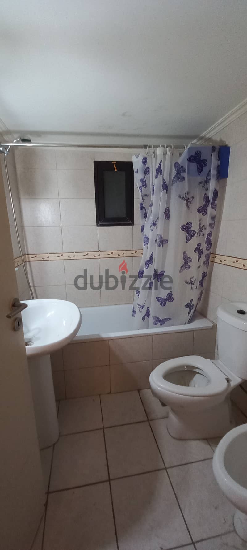 Suitable apartment in Jal El Dib street for rentشقة مناسبة للإيجار 8