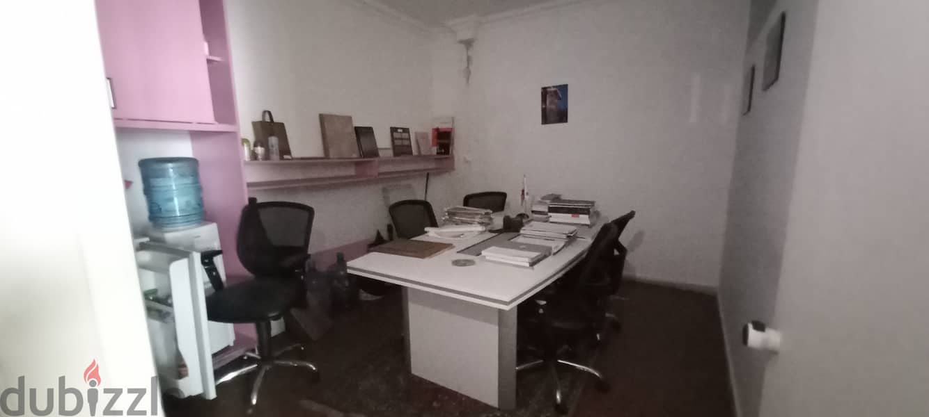 Furnished Office on Jal El Dib highway for rentمكتب مفروش على طريق جل 7