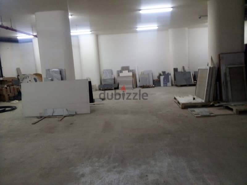 600 Sqm | Luxurious Showroom For Rent In Raouche 0