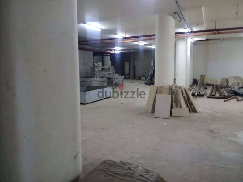 600 Sqm | Luxurious Showroom For Rent In Raouche 3