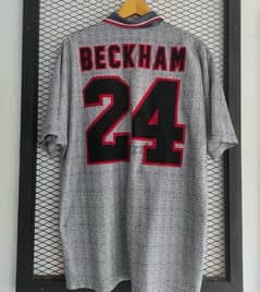 Manchester United Beckham vintage limited edition umbro jersey 0