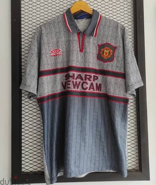 Manchester United Beckham vintage limited edition umbro jersey 1