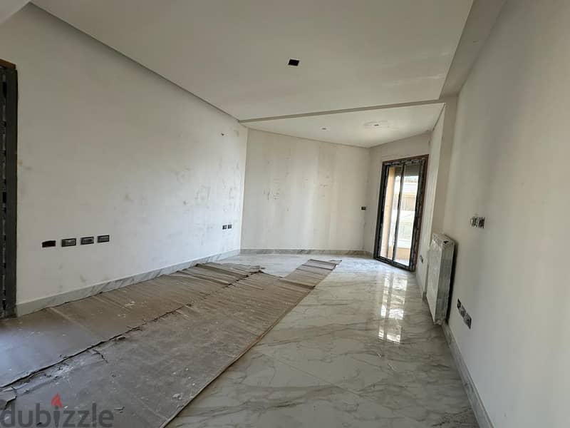 Brand new apartment for sale in Rawcheشقة جديدة للبيع في روشه 4