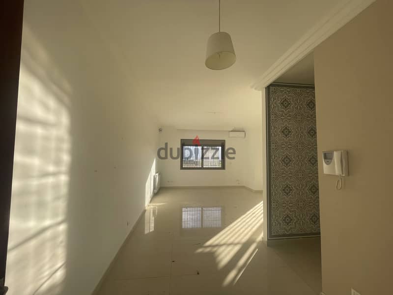 RWK174JS - Apartment For Sale In Ballouneh - شقة للبيع في بلونة 7