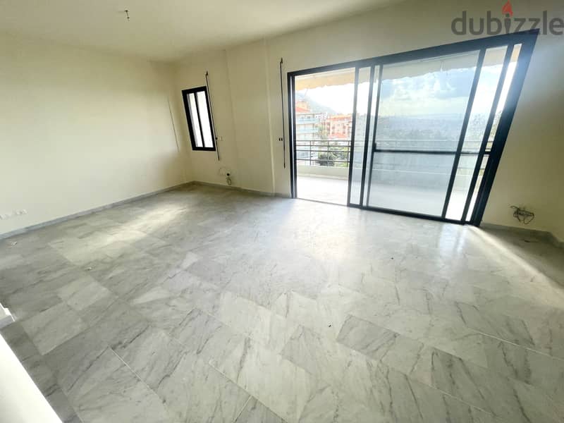 RWK178JA - Apartment For Sale in Sahel Alma - شقة للبيع في ساحل علما 4