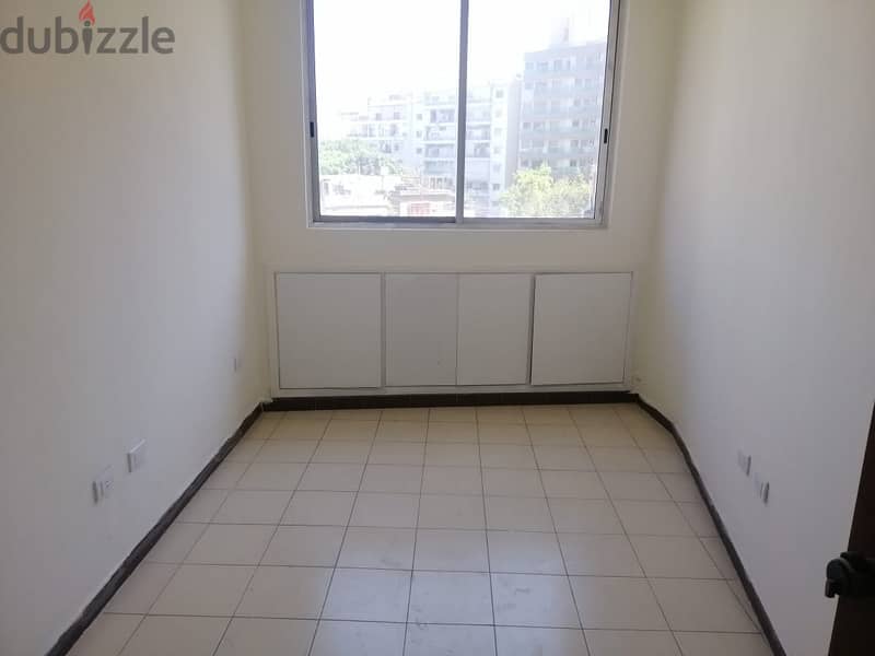 L08002-Office for Rent in Achrafieh, Rmeil 1