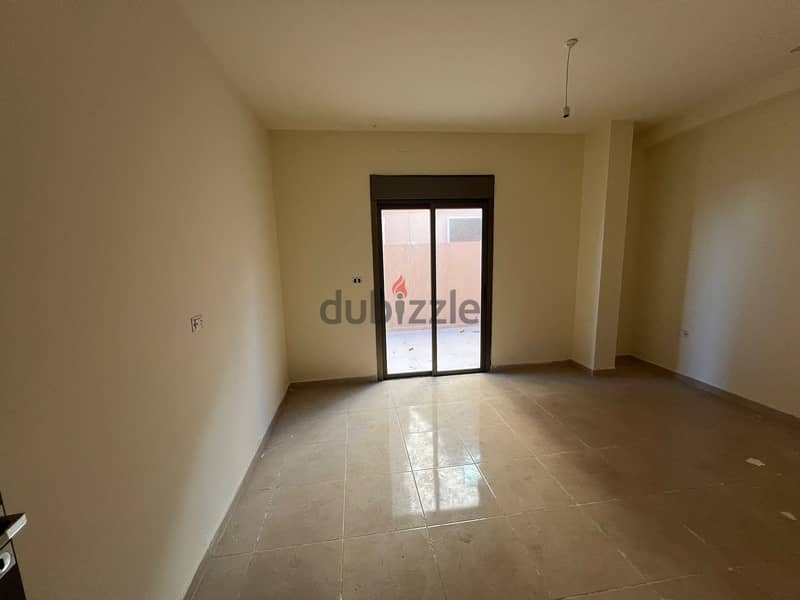 135 m2 apartment+60m2 terrace+open sea view for sale in Bouar 3