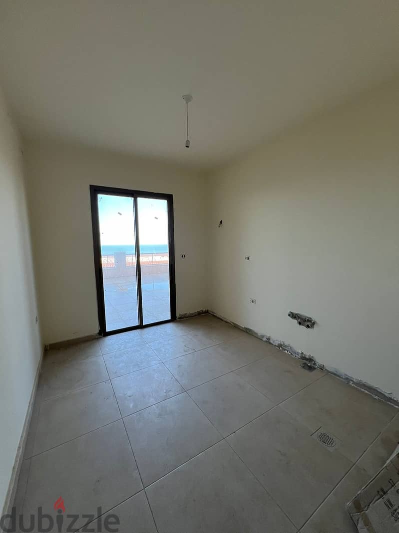 135 m2 apartment+60m2 terrace+open sea view for sale in Bouar 4