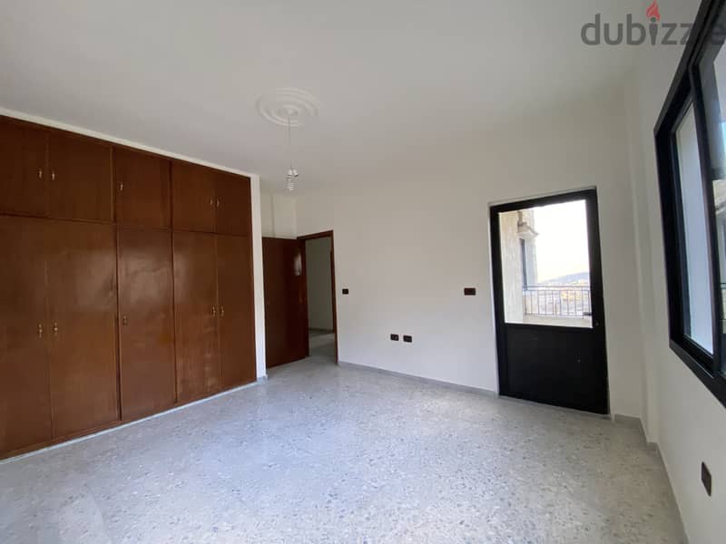 Apartment for Sale in Aley شقة للبيع في عاليه 7