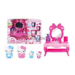 Minnie Dressing Table With Hello Kitties