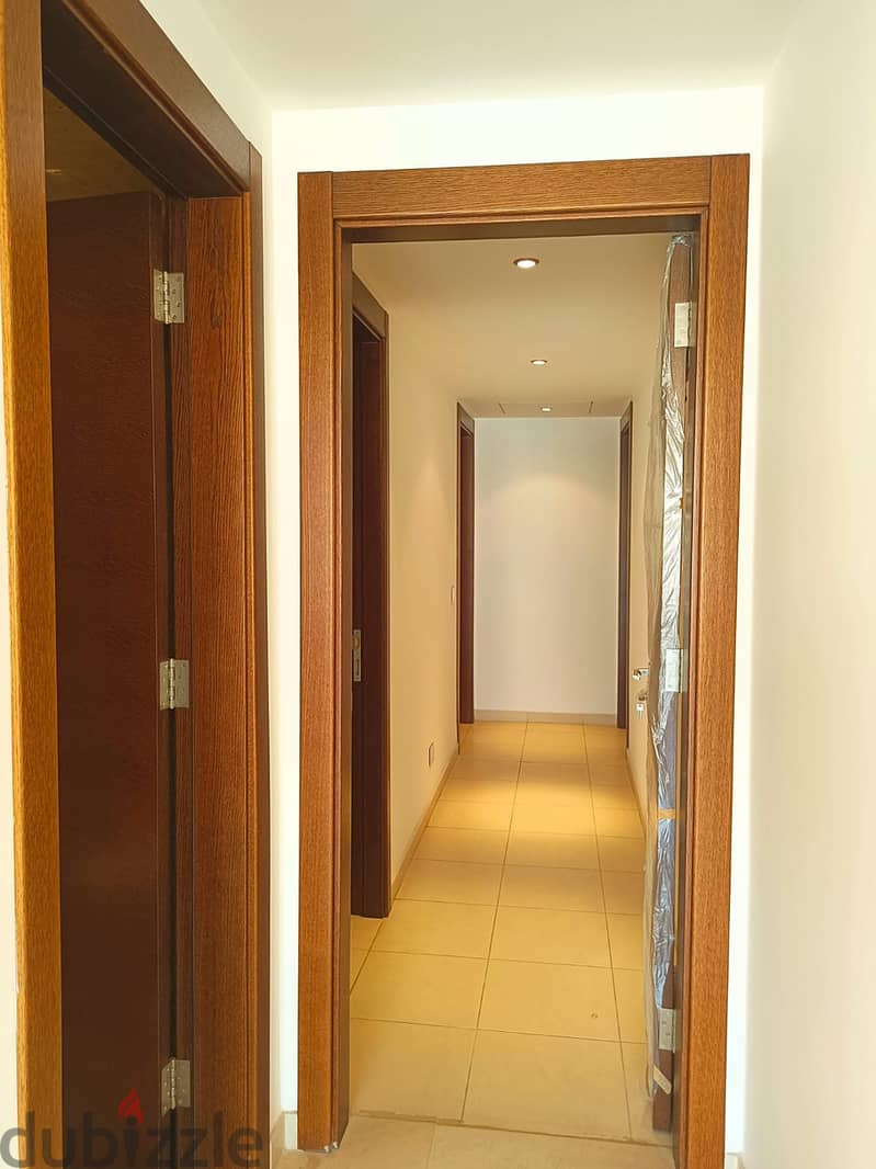 190 m2 apartment + amazing open sea view for sale in Jal El Dib 4