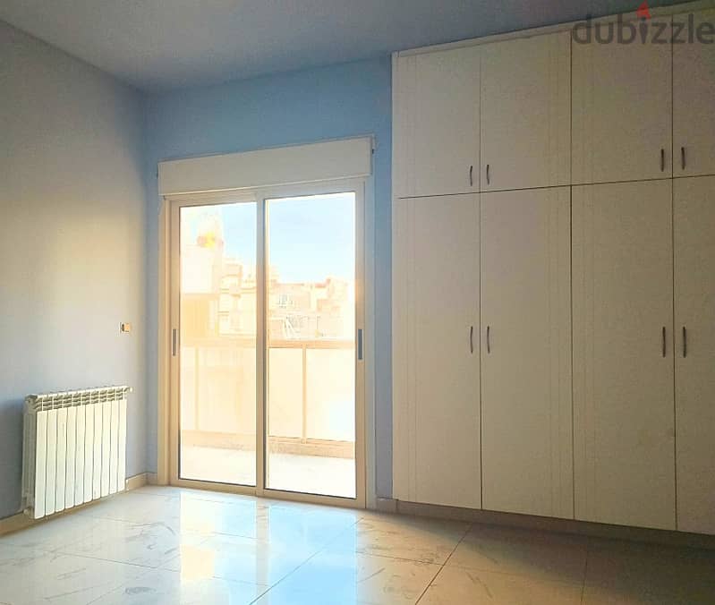 271 m2 apartment for sale in Hazmieh Mar Takla- شقة  للبيع في الحازمية 9