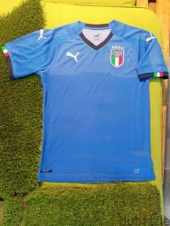 Authentic Italy Football Shirt (New with tags)