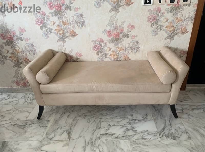 new chaise long high quality velvet beige from mobile top 1