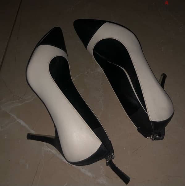 small heel shoes ; size 37, classy black and white, ALDO BRAND 4