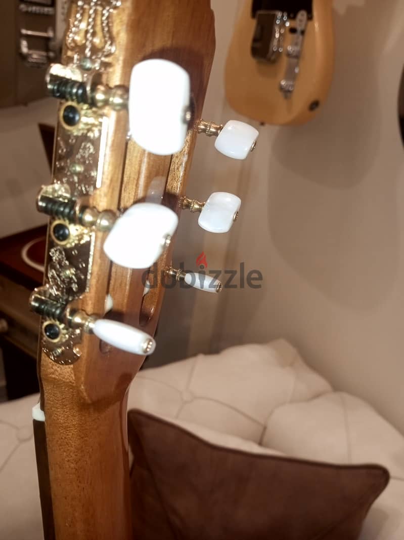 Solid wood classic guitar 2