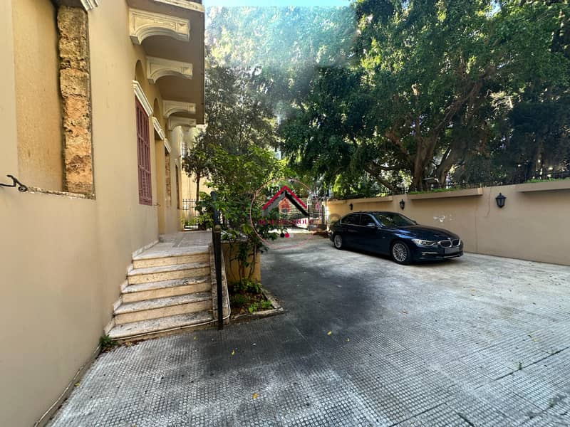Old Traditional House for sale in Achrafieh - Carré D'or 7