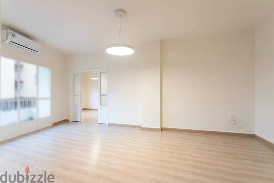 A 150 m2 apartment having an open view for rent in Achrafieh 4