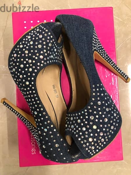 shoes for women/ladies size 37 any for 10$ 4