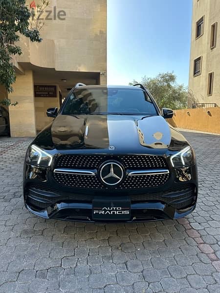 Mercedes GLE 350 AMG-line 2020 black on black 0