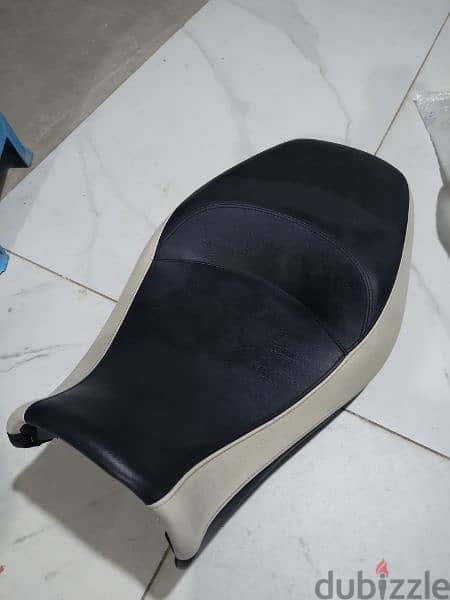 motorcycle seats aprilia,hero,suzuki,vespa,Piaggio,moto guzzi,Ducati, 19