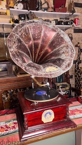vintage antique phonograph انتيك فونوغراف 1