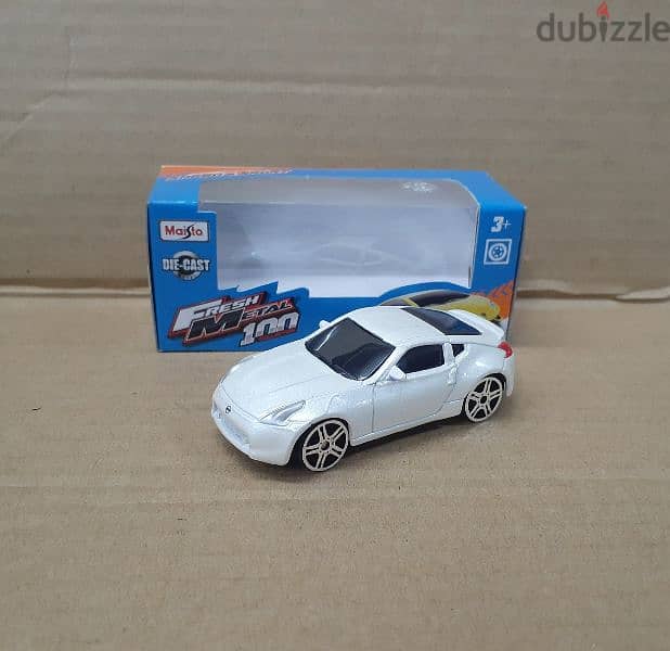 Maisto diecast car model 1;64. 15