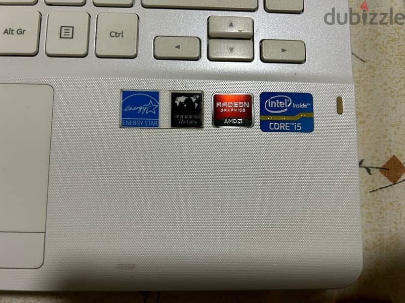 laptop Samsung used for 3.5 months 0