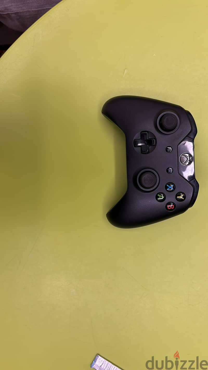 XBOX ONE controller - NEGOTIABLE 0