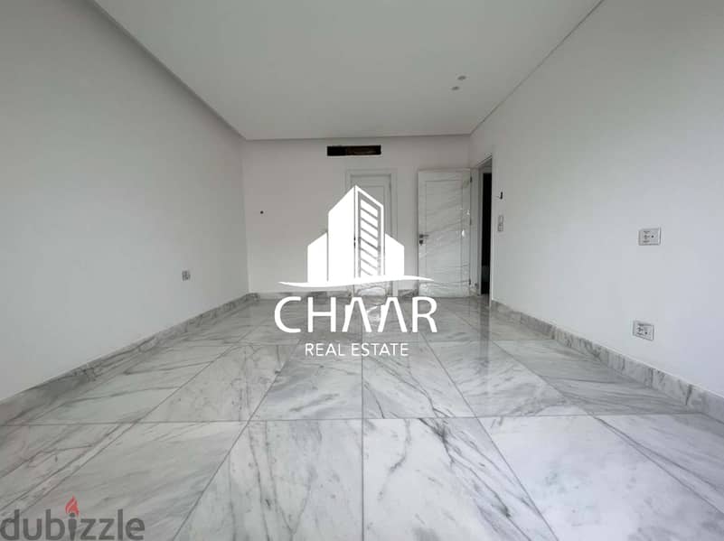 R1585 Bright Apartment for Sale in Jnah 3