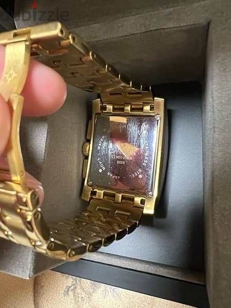 Gold Watch / ساعة ذهبية 1