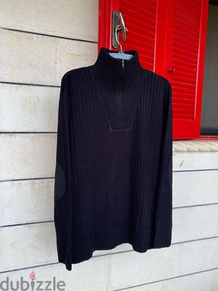 Black Turtleneck Sweater Size L/XL 2