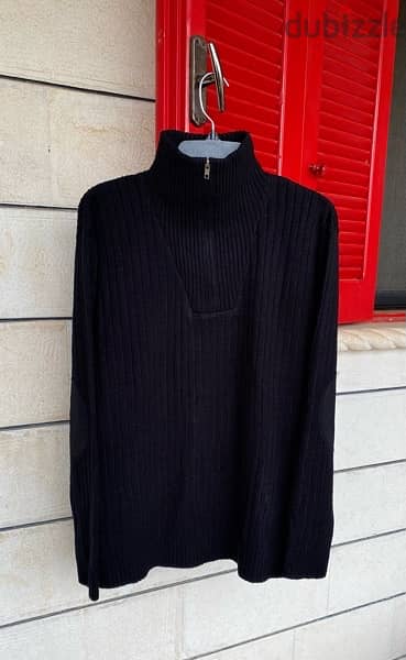 Black Turtleneck Sweater Size L/XL 3