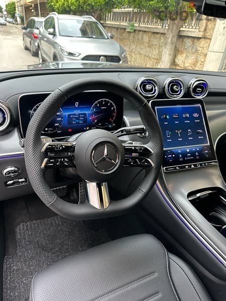 Mercedes GLC 300 AMG-line mild-Hybrid 2023 0 km gray on black - Cars ...