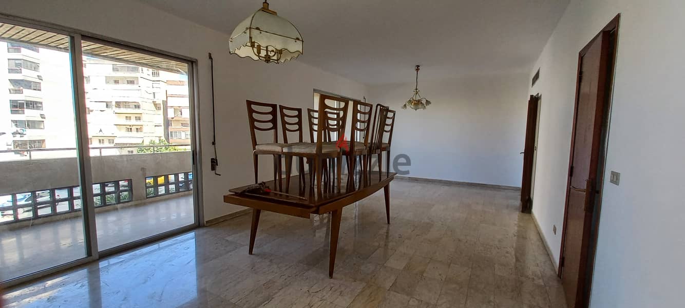 Special Office for Rent in zalka / Get it مكتب مميز للإيجار في الزلقا 5